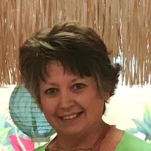 Meet your Posher, Debbie